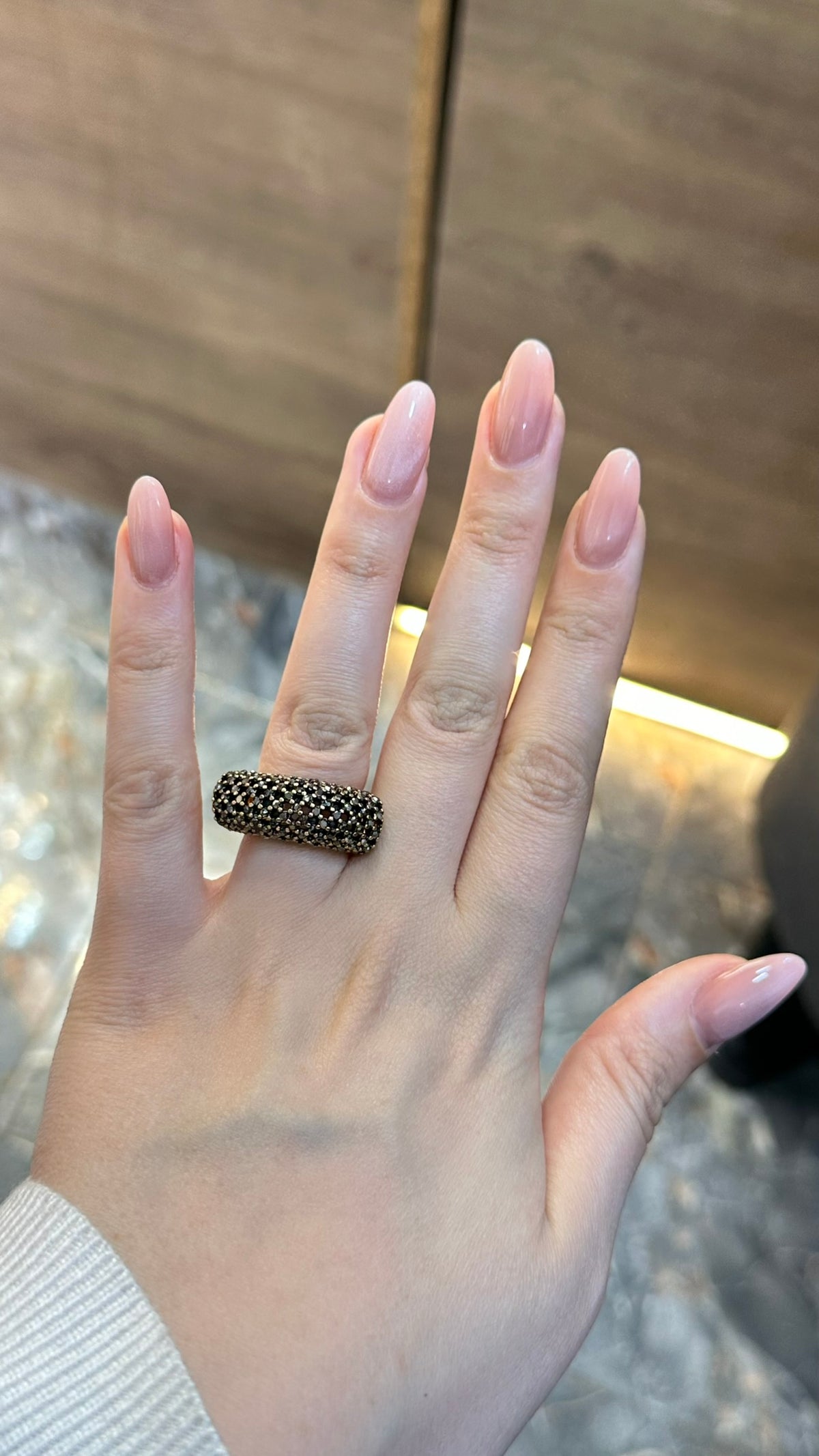 Bague élégante à pierres noir en acier inoxydable