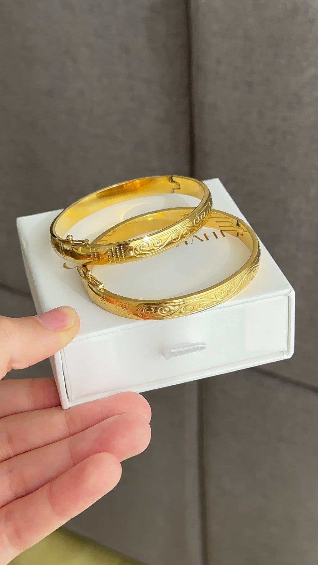 Bracelet  traditionnel en acier inoxydable