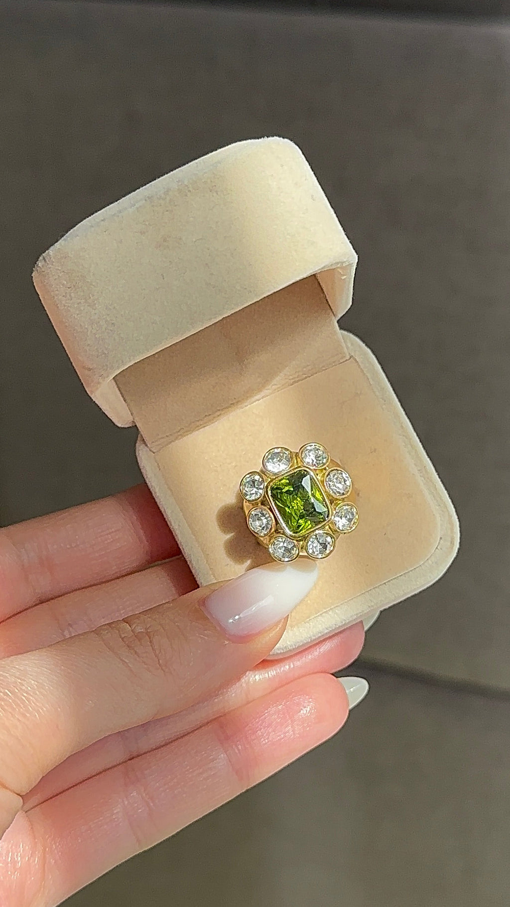 Bague zircon verte