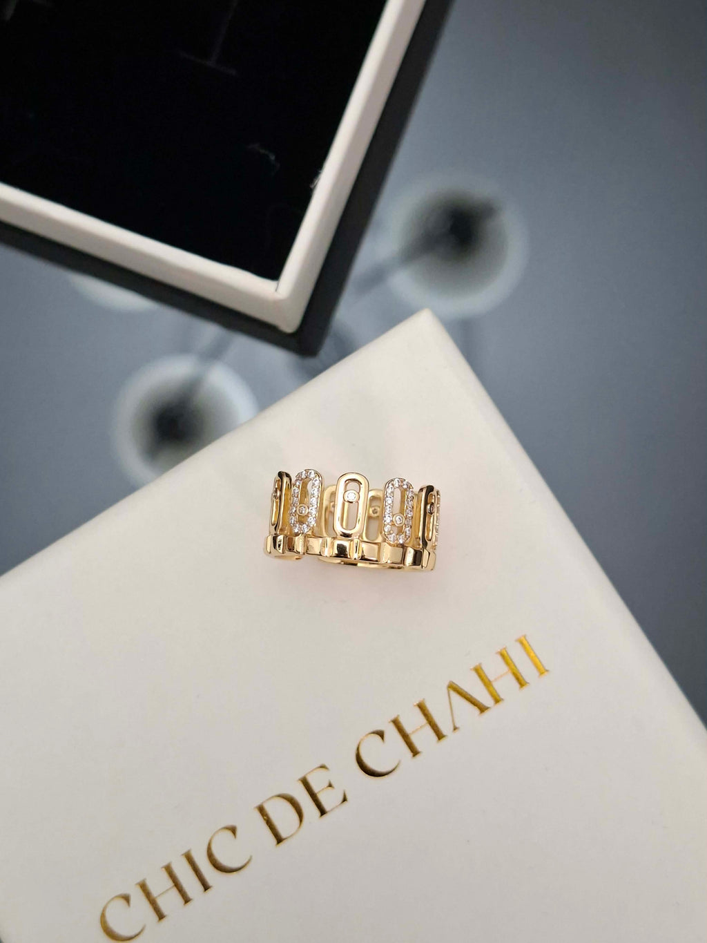 Bague Messika – Élégance intemporelle