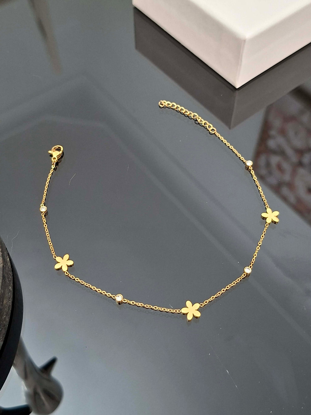 Chaîne de cheville – simple & raffinée